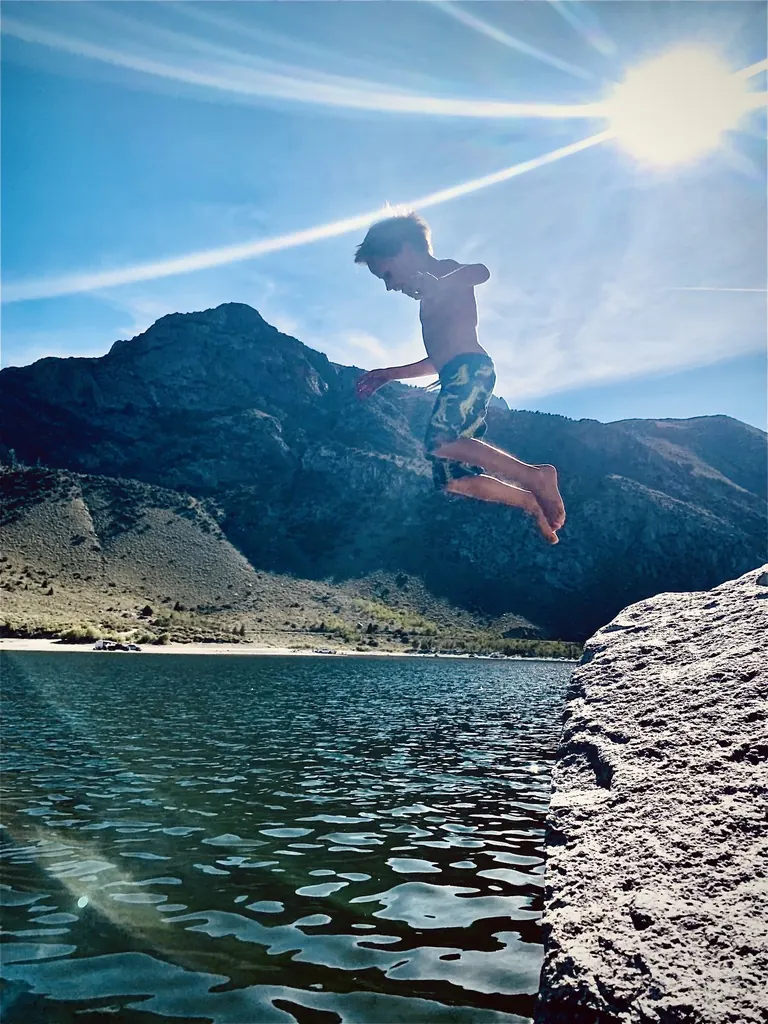 Grant Lake in summer